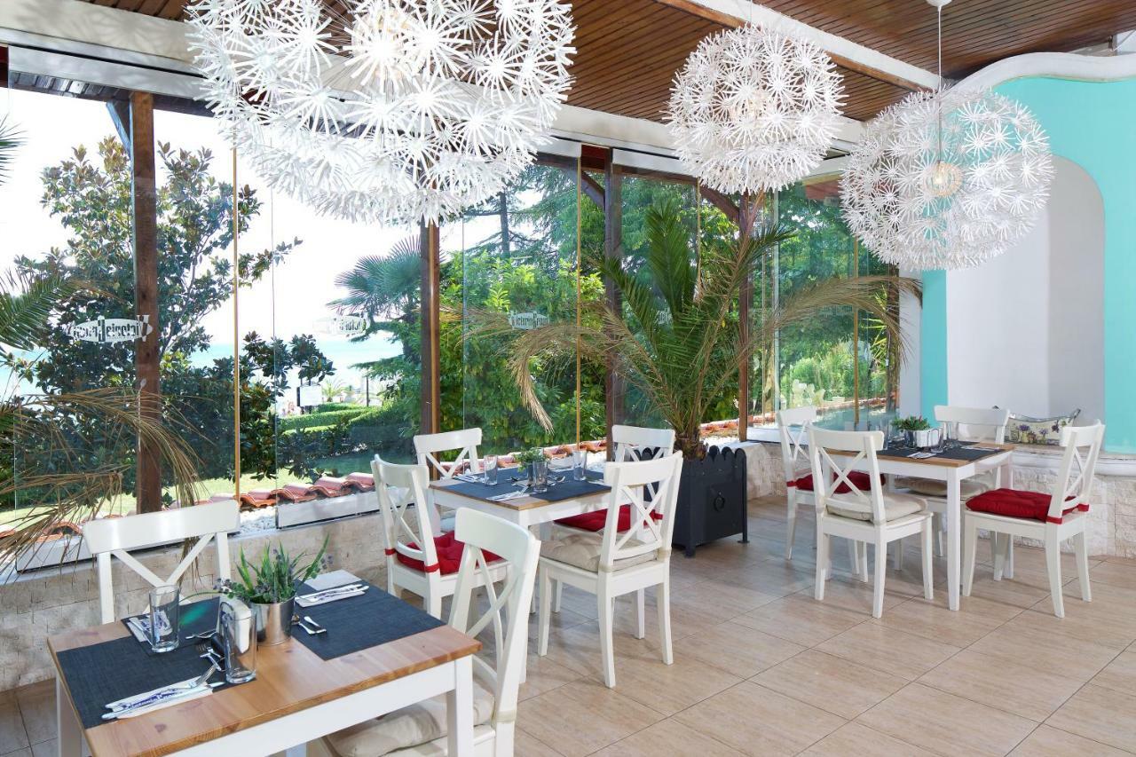 Andalucia Beach Hotel - All Inclusive Elenite Exterior foto